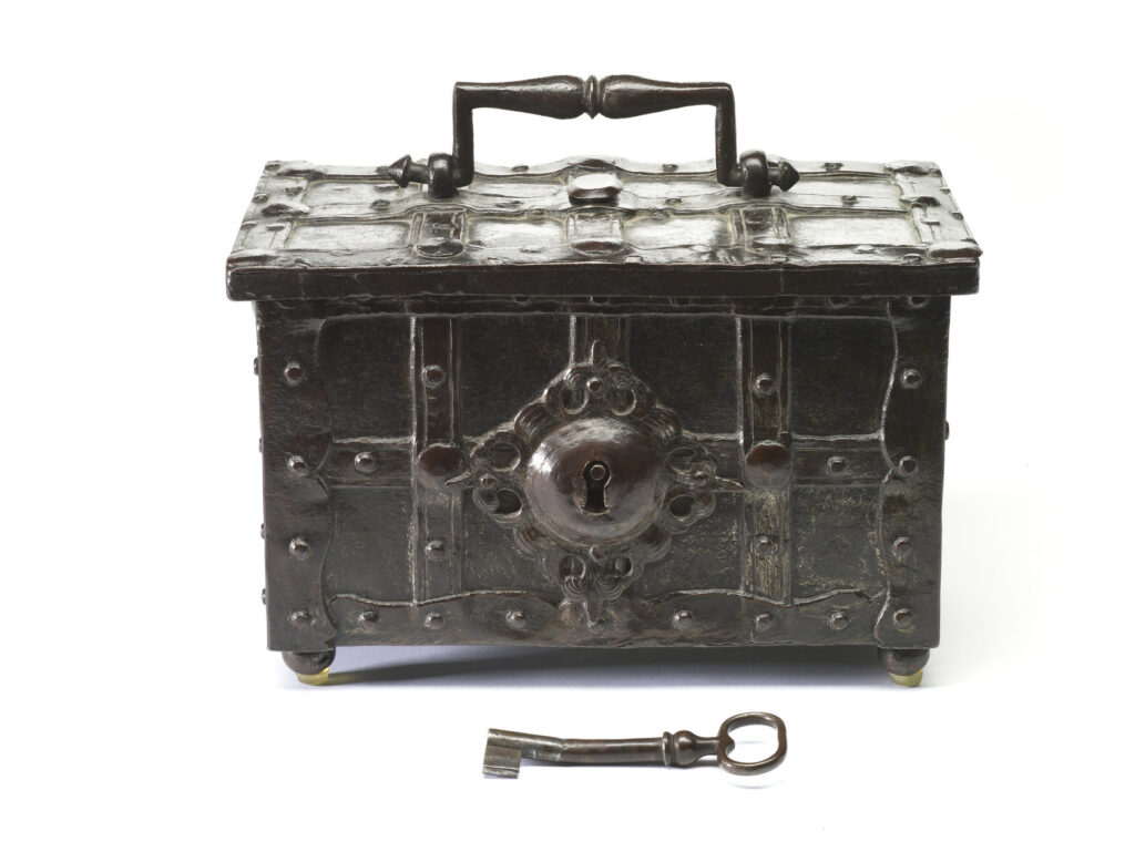 Unidentified German artist, Strongbox, 17th century, iron. The Walters Art Museum, Baltimore, gift of Bert Spilker, 2018, acc. no. 52.326